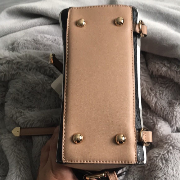 Cute convertible bag - Picture 5 of 14